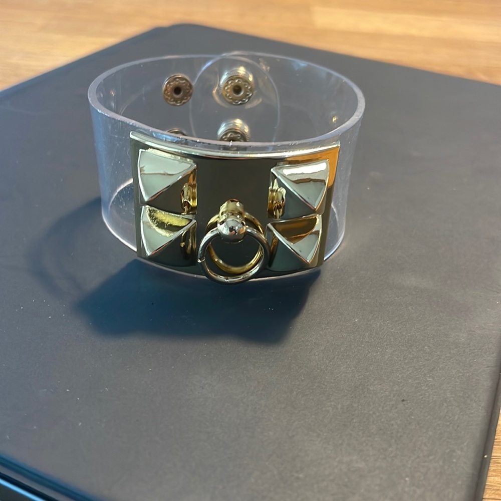 Gorgeous summer clear cuff